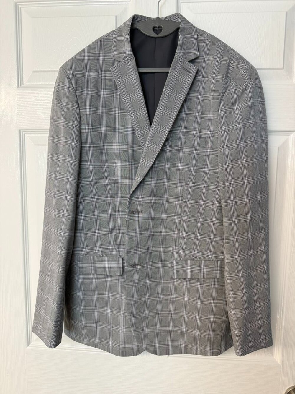 NWOT H&M Men's Gray Plaid Blazer Durable Polyester Blend & Sharp Slim 44R